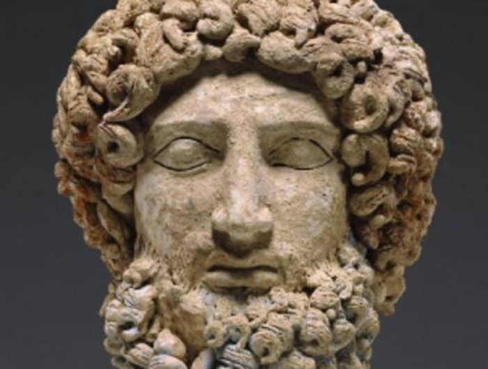 La testa di Ade farà ritorno in Italia il museo Getty restituirà l’opera al museo di Aidone