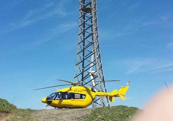 Malore su una torre eolica a 50 metri da terra