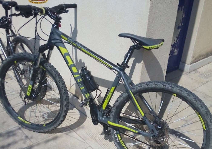 Marina di Ragusa, preso il ladro che depredava bagnanti in spiaggia