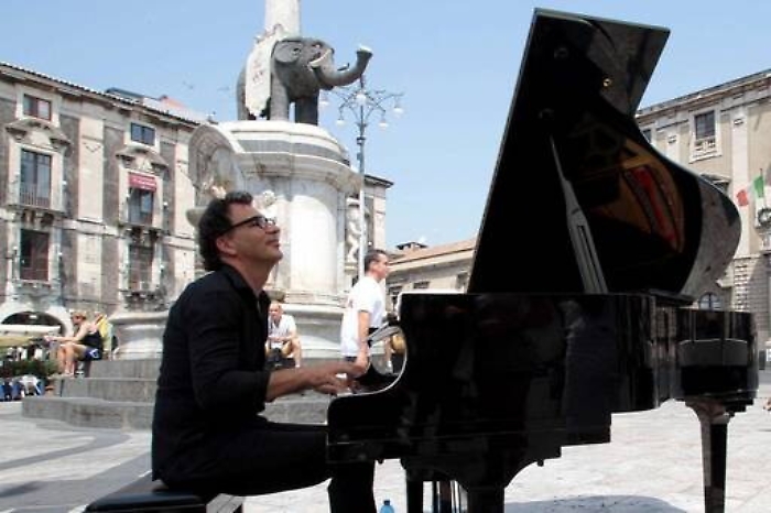 Paolo Zanarella e la scelta di essere un pianista &ldquo;fuori posto&rdquo;