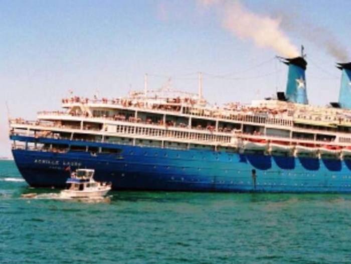 Quando Italia e Usa sfiorarono  lo scontro armato nella base di Sigonella