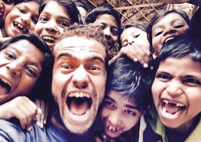 Quei siciliani volontari in giro per il mondo ”Noi in prima linea per aiutare gli altri”