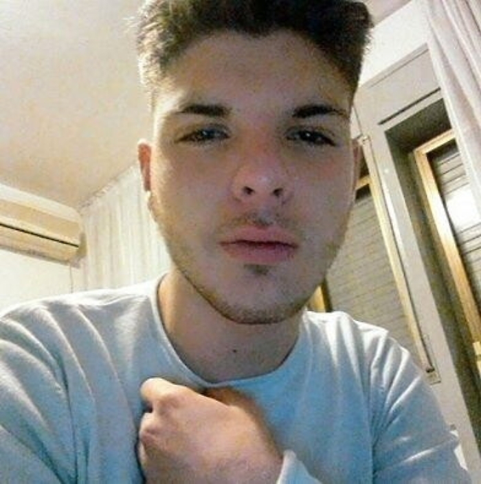 Quindicenne non torna a casa Gli appelli per ritrovarlo su Fb
