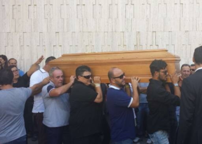 Siracusa e Melilli si fermano per l&rsquo;ulitmo saluto agli operai morti