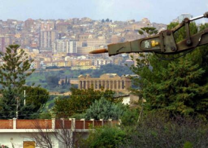 Esposto Codacons alla Corte dei Conti per costruzione abusiva nella Valle dei Templi