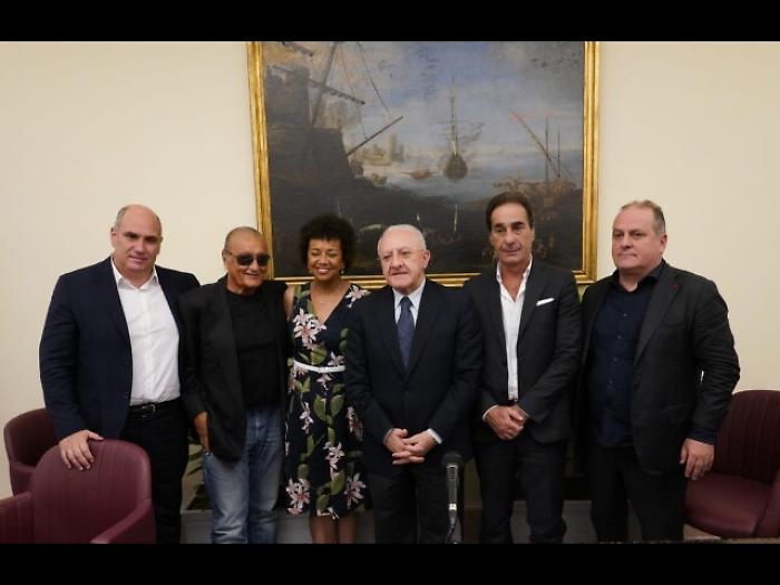 Ischia Global, anche Collins e Westwood