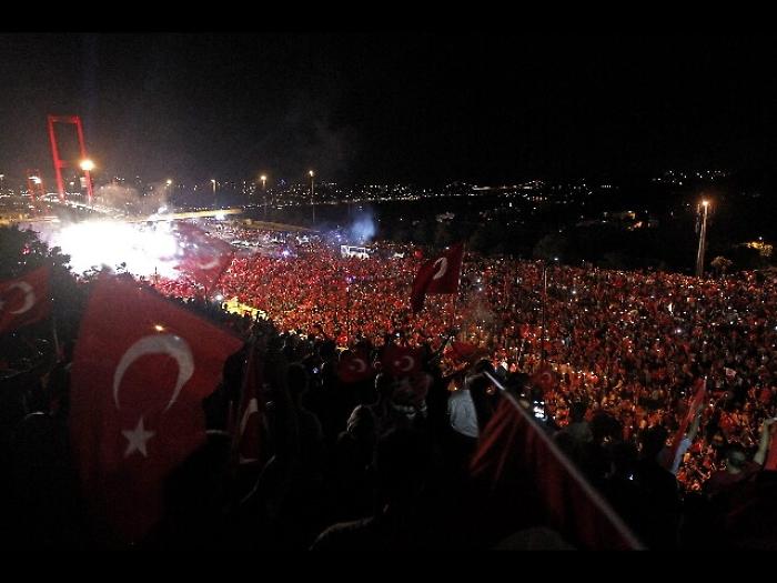 Scontri Bosforo in golpe, 84 ergastoli