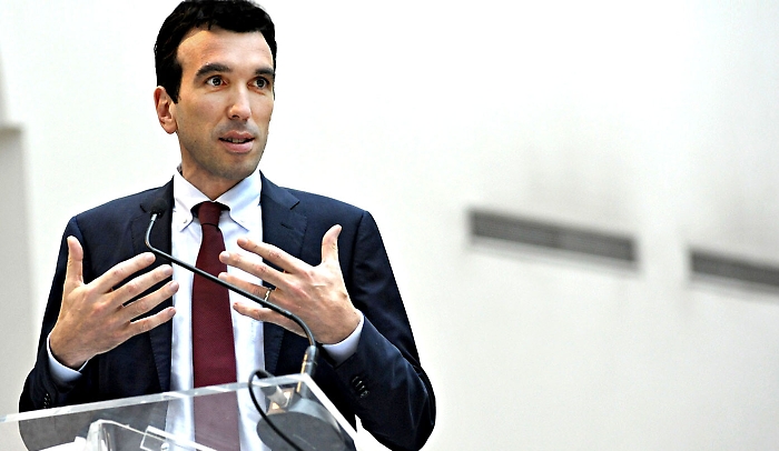 Il ministro Martina: «Sos Sicilia risposte serie dall’Ue Misure per gli agrumi»