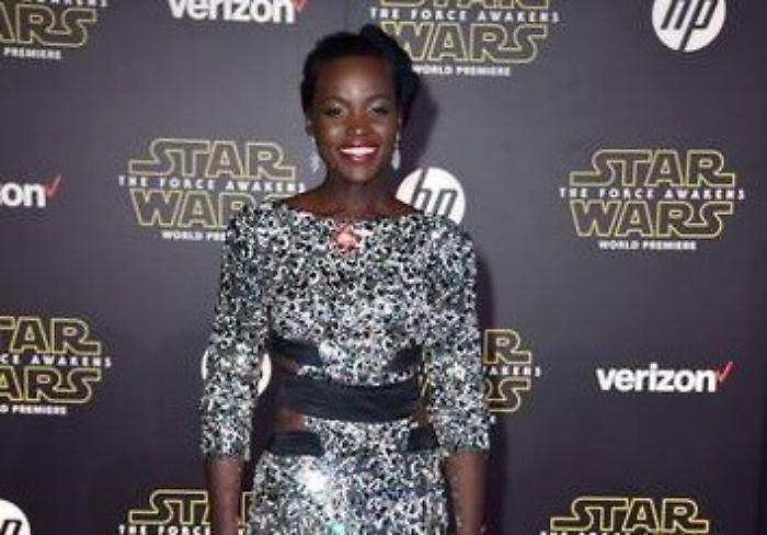 Sparkling style per Capodanno. Glitter, strass, lurex e oro per «farsi ricordare»