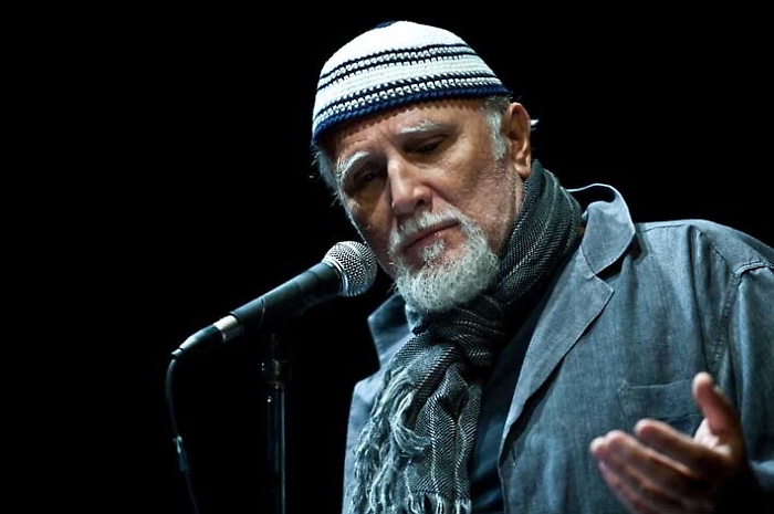 Moni Ovadia: «Pronto a fare il direttore dello Stabile di Catania»