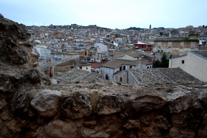 Racalmuto (Agrigento), elezioni comunali in bilico: cinque candidati al Consiglio presentano ricorso