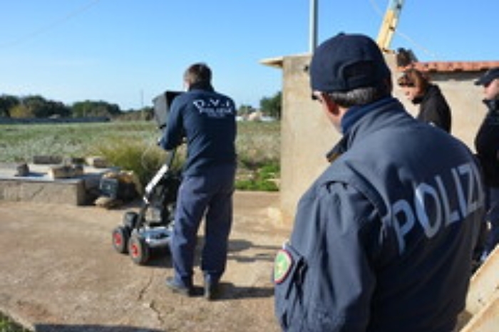 Ragusa, donna scomparsa dieci anni fa la Polizia cerca il cadavere nella casa del genero