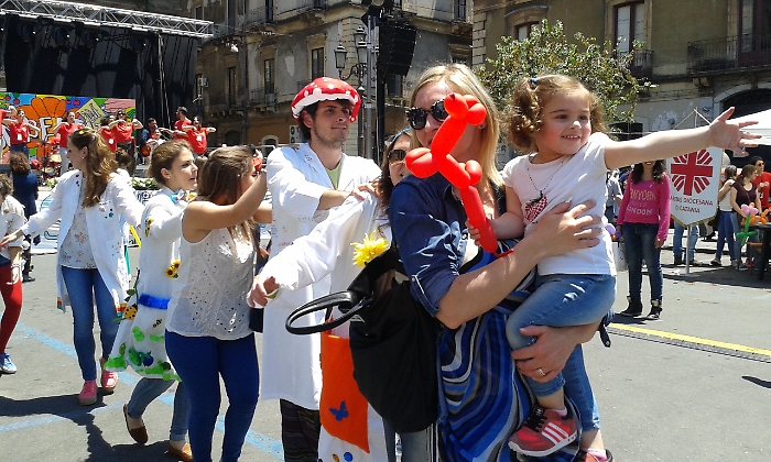 Festa all' "Umbertata", iniziativa di solidarietà della parrocchia SS.Crocifisso dei Miracoli