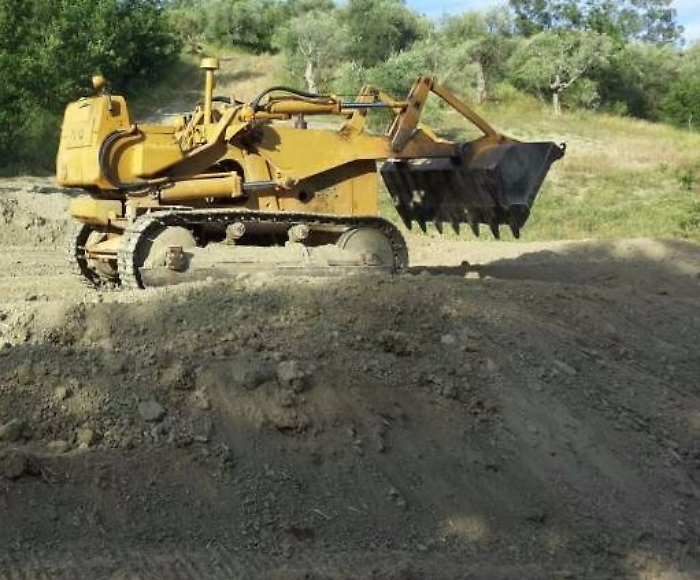 Modica, operaio stritolato da pala cingolata