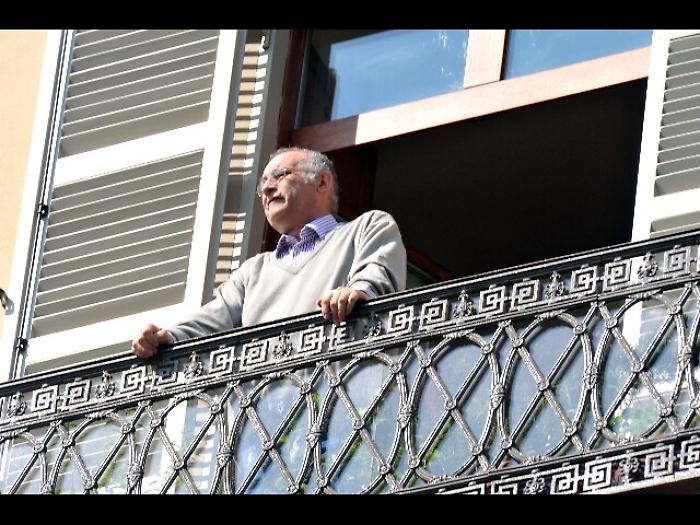 Grinzane Cavour, Soria ai domiciliari