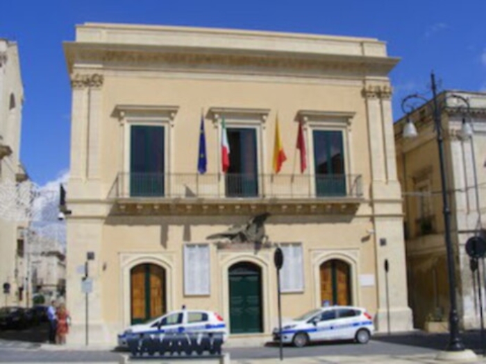 Patto per il Sud, scoppia il caso Rosolini