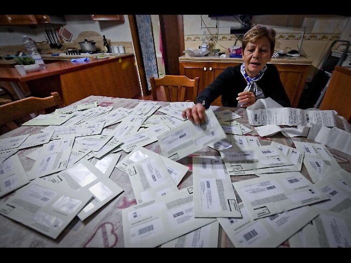 'Lady multa' a Napoli, 100 in un mese