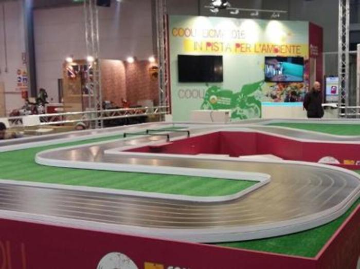 Consorzio oli usati a Eicma con le gare di slot, 'In moto per l'ambiente'