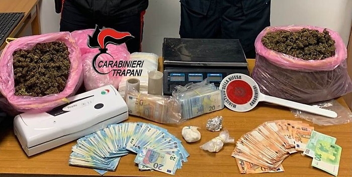 1616242599599_1620688244865