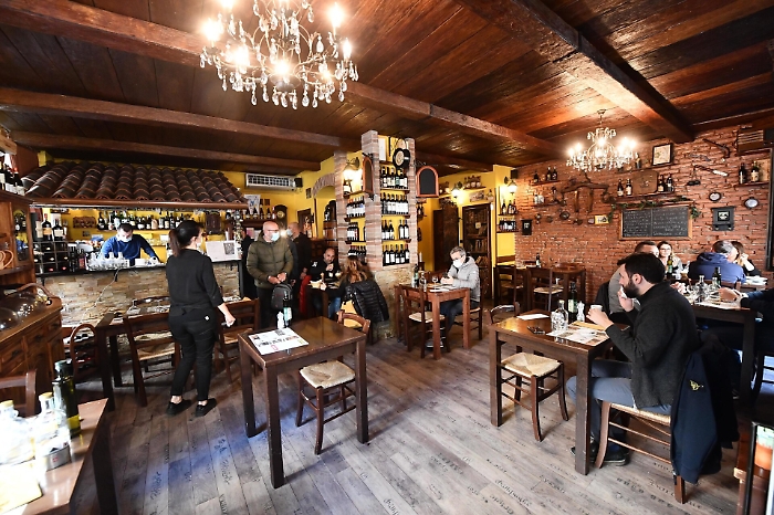 1618167476030_1620673013303