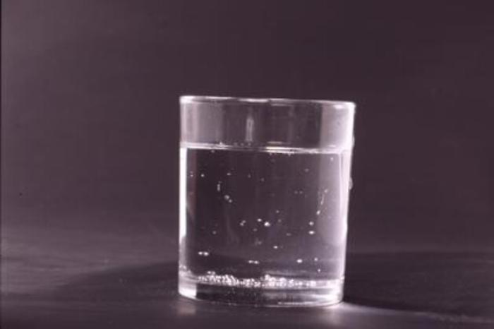 acqua_bicchiere_fg_1620666107970