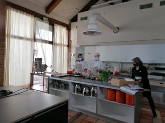 reni2_ufs_1620687127592