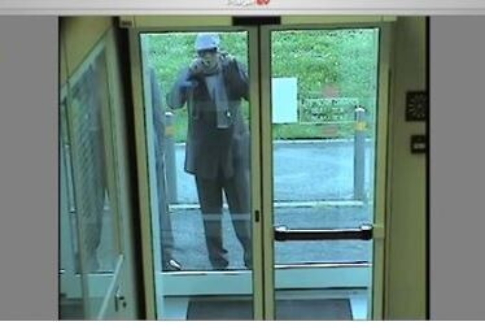 1619083570730_1620692632750