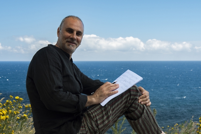 1620590876894_1623162757975