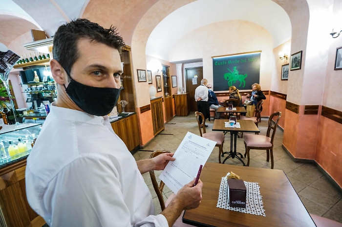 1622440376016_1623162970072