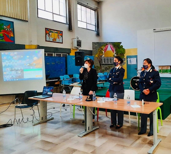 1623083393910_1623663817485