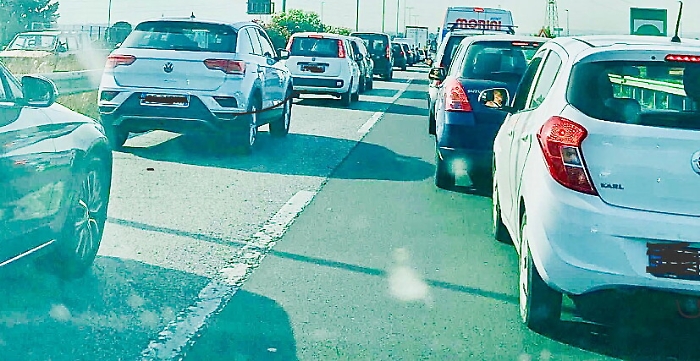 145517095-0fec1a9d-6e8a-44a5-b4fb-085d313ecbf6