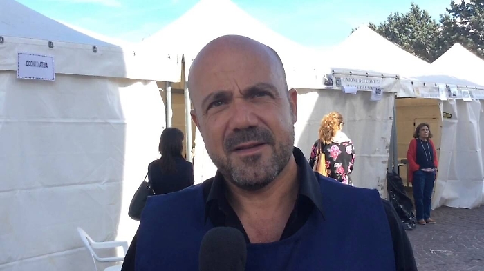 142004879-b30a6855-72cf-4296-afdc-db5e05ab3f86