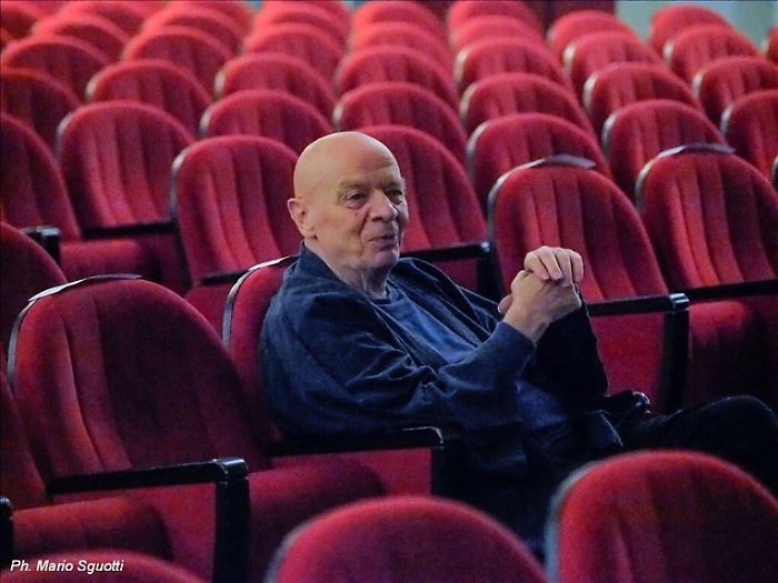 172513943-ba7f5571-3ce4-44c7-9599-6dd3025825db