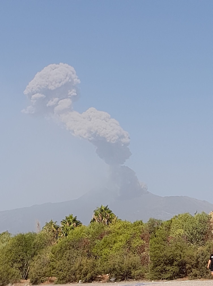 083214276-4d2f486b-1060-4eb7-a4c4-6a5e24eb075a