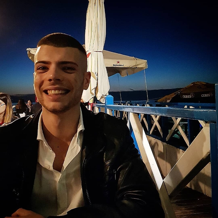 164023698-48c3f1d3-58b7-44af-894b-a1042e10a40f