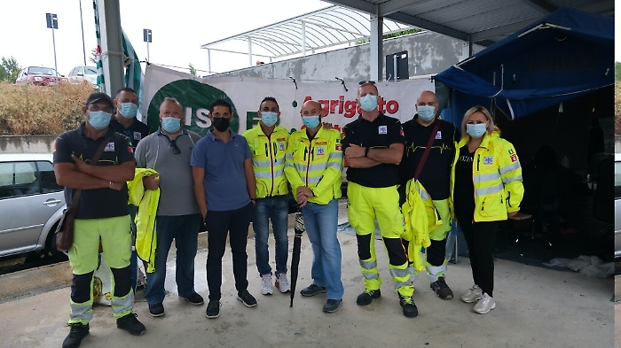 104513171-14534446-629b-4d05-857b-2a124e060511