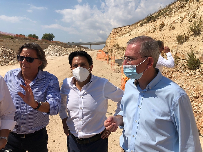 153641833-136676dc-dc4d-4318-a02c-4d9df0ffb92c