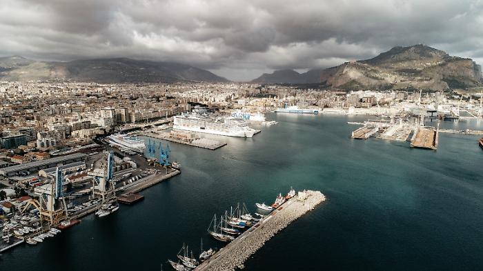 Caos Pudm a Palermo, la Ragioneria stoppa l'atto per carenze contabili. Oso attacca: &laquo;Si tutela il monopolio su Mondello&raquo;.