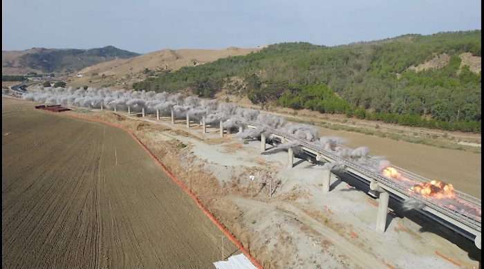 124857966-7f20610e-6904-46be-8deb-7dca009dfae1