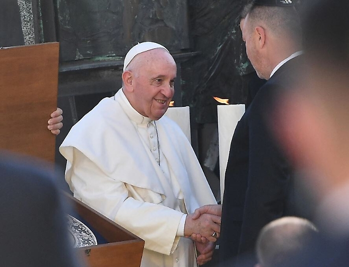 133533159-a0003bb0-da0e-4f78-9090-9671cd162efb