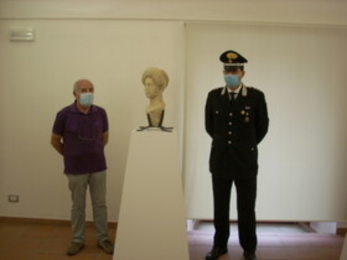 142456201-7d4ae34b-f6ce-4ee0-b3b5-7297fecade2c