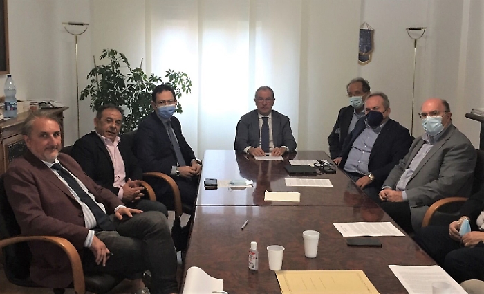 105054694-93db3513-c63c-41d5-bdc6-18333b9aef7d