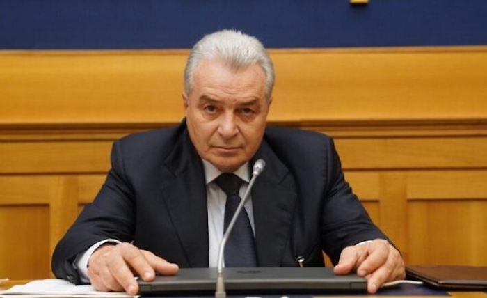 100713003-20414196-eec0-48d9-b020-ec9379def131