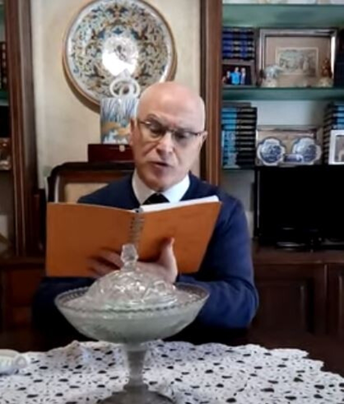 181511059-2c64eb74-bd4f-4121-9f0e-405fd54cf0ab