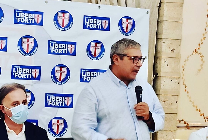 144610194-f9889edc-56a8-415e-8418-7595fe46dc5f