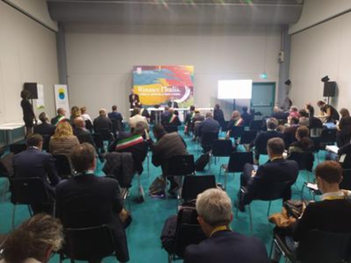 ADN20211110182440_1636565760811