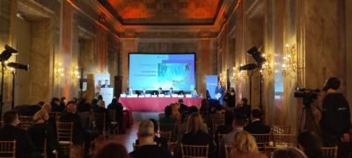 ADN20211111151405_1636640528387