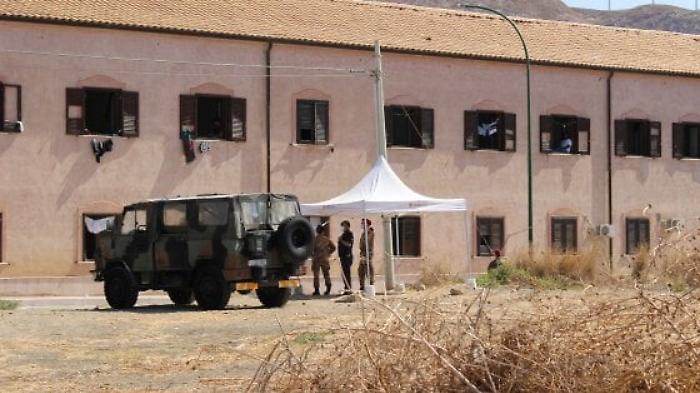 072331359-a52bb33a-48e9-40e1-8ea6-59acbc77a526