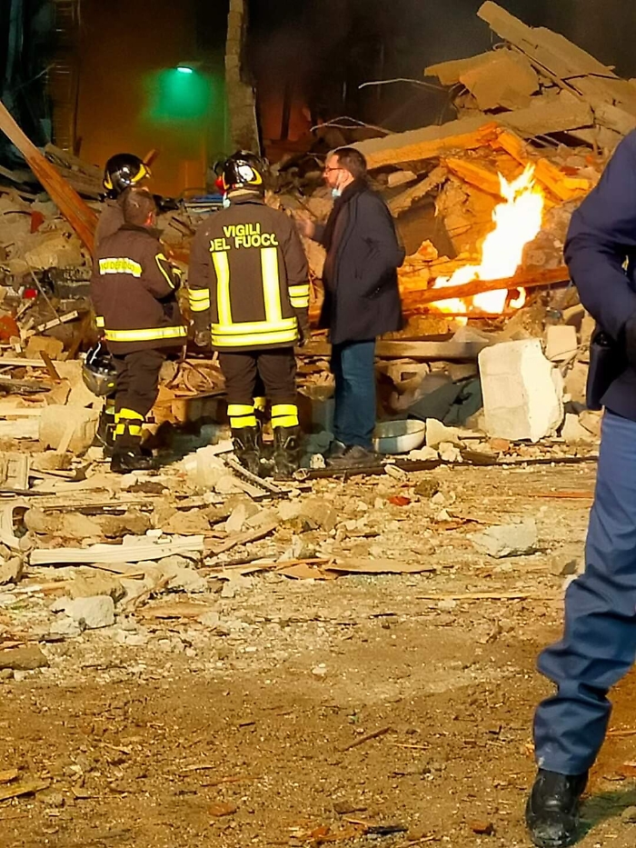 123029610-dc02ecac-b5df-4dc4-b14a-a75b84943833