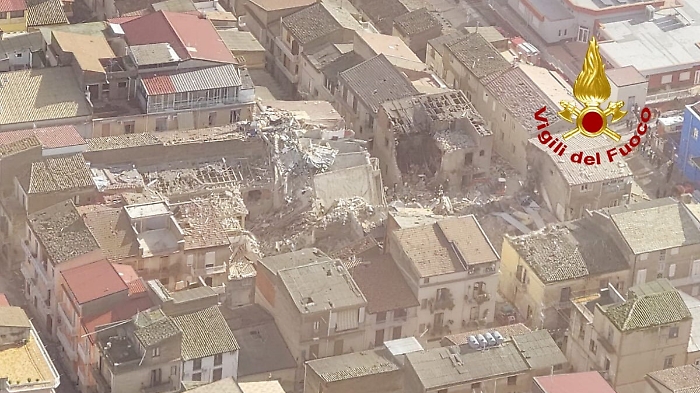 132156784-8892faa2-5302-41d2-9bcb-3f8d53c86671